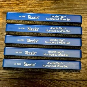 Sizzix 38-1090 Doodle Tag Numbers & More Sets